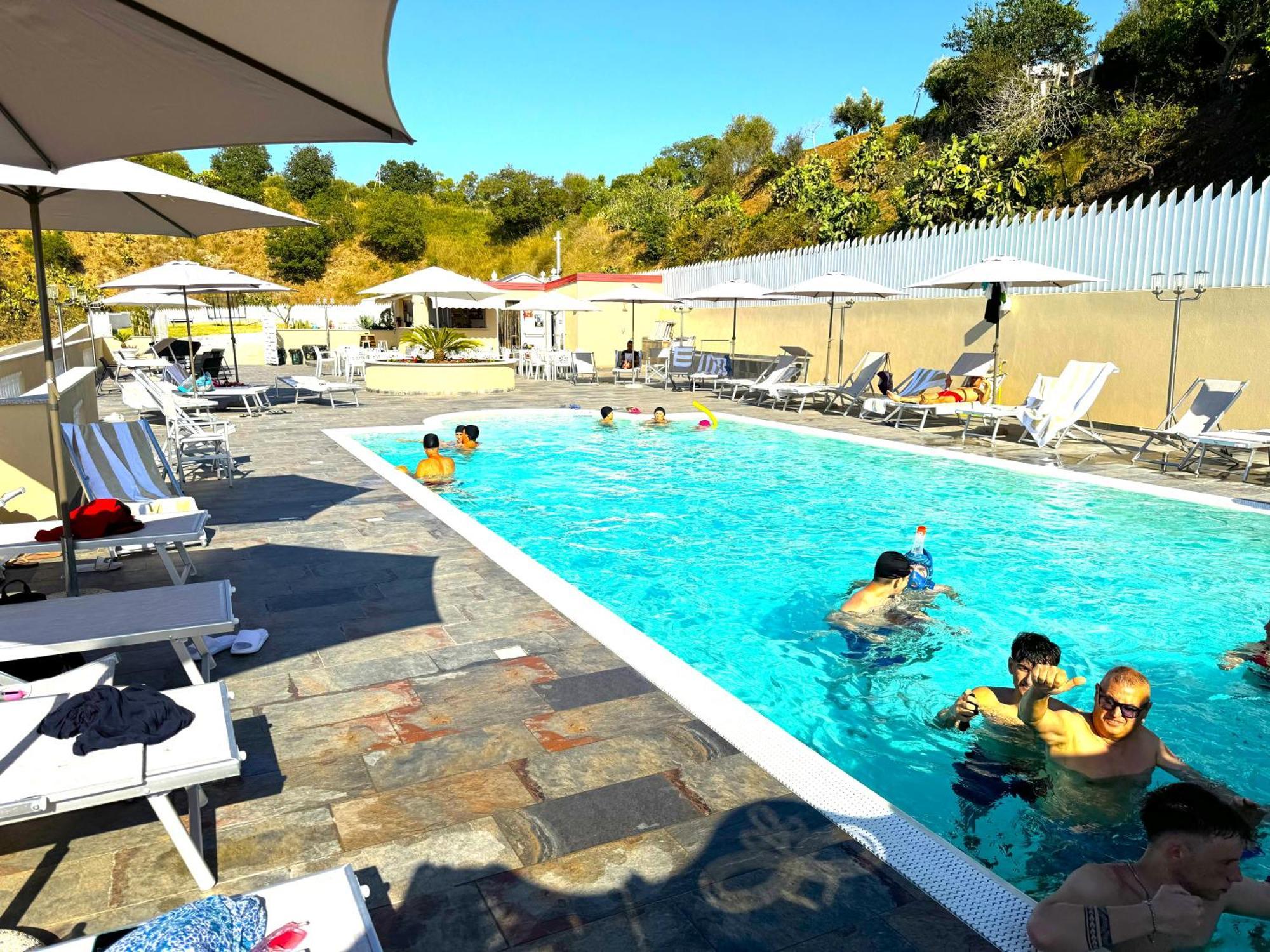Bloom Tropea Aparthotel Ciaramiti Eksteriør bilde